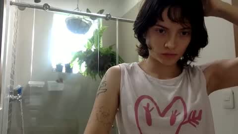 Snapshot of munchi_ chatting on 02.13.25 online show from 02.13.25