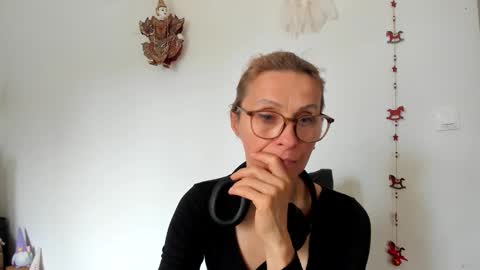 LOVELY JULIA  Peter DAY online show from 03.22.26