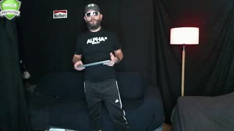 Snapshot of muratturkei chatting on 01.04.25 MasterBros online show from 01.04.25