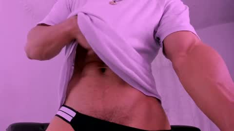 Muscle Man online show from 04.12.26