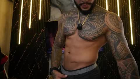 Snapshot of muscle_man19 chatting on 05.20.26 Nick online show from 05.20.26