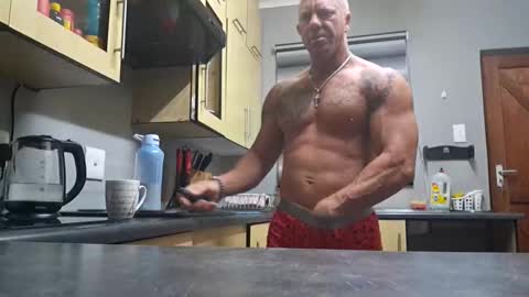 muscledaddy69s online show from 02.12.26