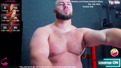 Snapshot of muscularjohnforu chatting on 07.18.26 click icon for peach online show from 07.18.26