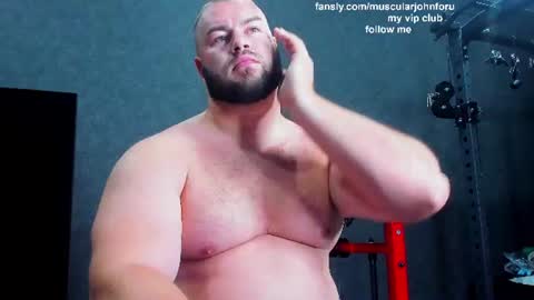 Snapshot of muscularjohnforu chatting on 07.21.26 click icon for peach online show from 07.21.26