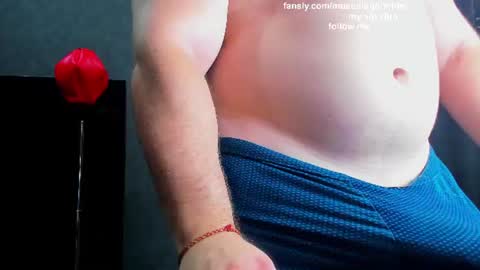 Snapshot of muscularjohnforu chatting on 07.28.26 click icon for peach online show from 07.28.26