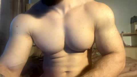 Snapshot of muscularjuggler chatting on 11.24.25 muscularjuggler online show from 11.24.25