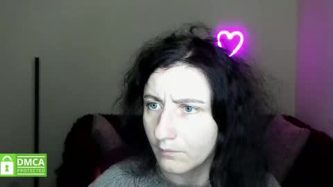 Snapshot of muse_kitty_jenia chatting on 10.13.25 Jenya online show from 10.13.25