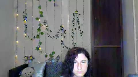 Jeneva online show from 04.15.26