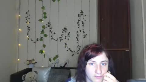 Jeneva online show from 04.19.26