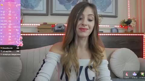 Luna  online show from 11.26.25