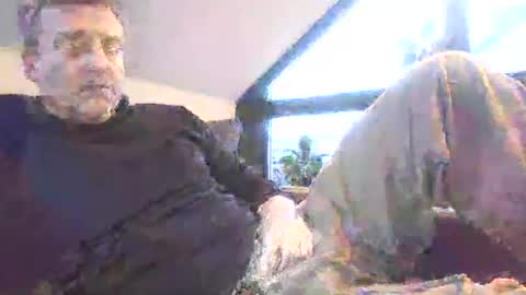 Snapshot of muskauer chatting on 01.03.25 nobuddy online show from 01.03.25