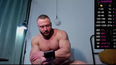 Snapshot of musscle_king chatting on 02.07.26 Artemius online show from 02.07.26