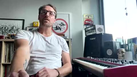 Snapshot of mustacheridesforall chatting on 10.05.25 Perfectly Average online show from 10.05.25