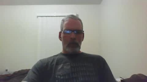 Snapshot of mustang_daddy chatting on 11.15.25 307MountainMan online show from 11.15.25