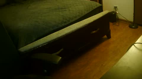 Snapshot of mustenjoyhead79 chatting on 09.21.25 mustenjoyhead79 online show from 09.21.25