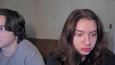 Snapshot of muuur_fam1 chatting on 11.16.25 HEY online show from 11.16.25