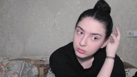 cute couple online show from 04.19.26