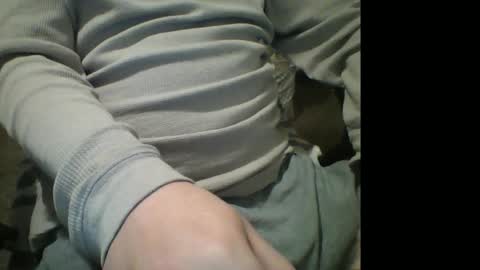 Snapshot of muzicdaddy4200 chatting on 02.05.26 SubDaddy420 online show from 02.05.26