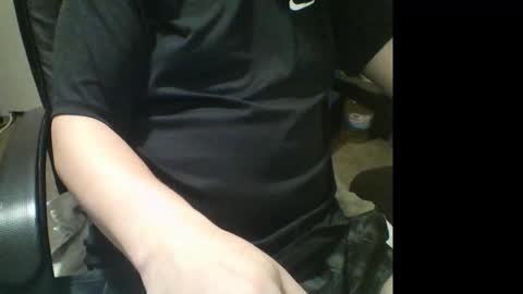 Snapshot of muzicdaddy4200 chatting on 03.16.26 SubDaddy420 online show from 03.16.26