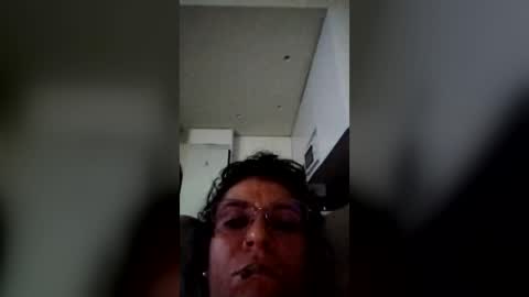 Snapshot of mweed95 chatting on 06.21.26 mweed95 online show from 06.21.26