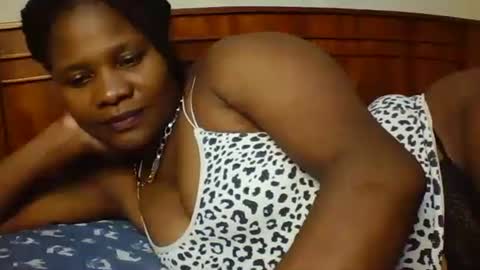 mwekas568403 online show from 01.22.25