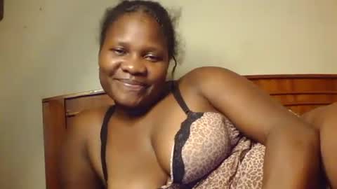 mwekas568403 online show from 10.15.25