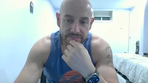 Snapshot of mworlton9 chatting on 05.26.26 Maximus online show from 05.26.26