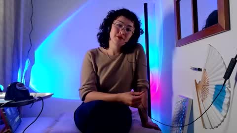 Snapshot of mx_anouk_divine chatting on 03.08.26 Mx. Anouk Divine online show from 03.08.26