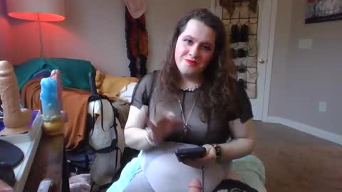 Mx Charlotte online show from 02.06.25