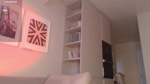 Snapshot of my_hannah chatting on 12.15.24 Hannah  welcome  online show from 12.15.24