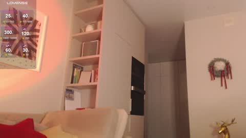 Snapshot of my_hannah chatting on 01.11.25 Hannah  welcome  online show from 01.11.25