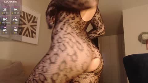 Snapshot of my_hannah chatting on 01.12.25 Hannah  welcome  online show from 01.12.25