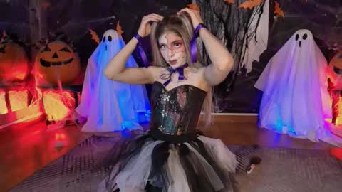 Maite online show from 11.01.25