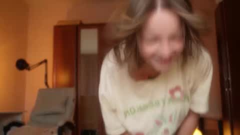  MIA  I will be here Monday Wednesday Thursday Saturday online show from 10.10.25