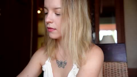 Snapshot of my_mia_ chatting on 04.26.26 MIA I will be here Monday Wednesday Thursday Saturday online show from 04.26.26