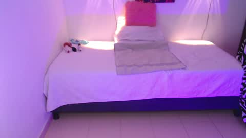 My Sweety Bom online show from 04.17.26