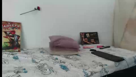 Snapshot of myaduarte1992 chatting on 09.19.25 Mya latina online show from 09.19.25