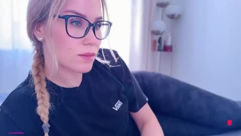 Mya-be Yours P online show from 10.09.25