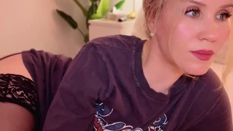 Mya-be Yours P online show from 02.06.26