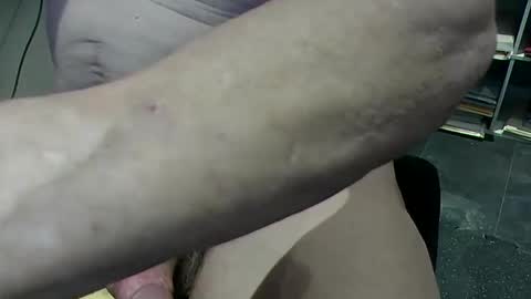 Snapshot of mycanadianhardguy chatting on 01.11.25 Top8Incher online show from 01.11.25