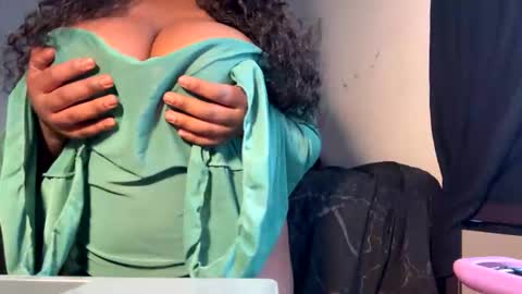 mygoldenaerols online show from 04.19.26