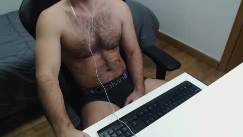 Juan  OF  myhairymacho online show from 01.07.25