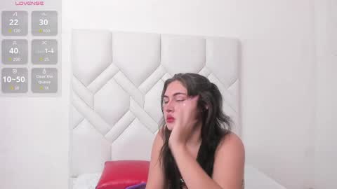 LINDA  AND EMILIO online show from 04.26.26