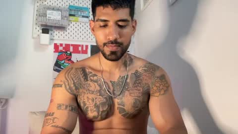 Snapshot of myke_esthetic chatting on 06.16.26 Myke esthetic online show from 06.16.26