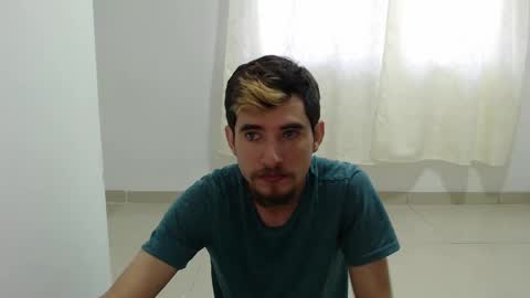 Snapshot of myke_xxx chatting on 12.17.24 mike online show from 12.17.24