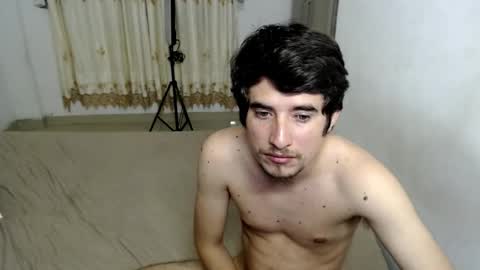 Snapshot of myke_xxx chatting on 09.21.25 mike online show from 09.21.25