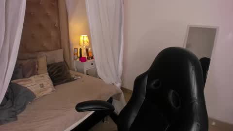 Myla  online show from 11.18.25