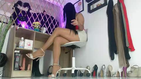 myla sarah1 online show from 02.24.26