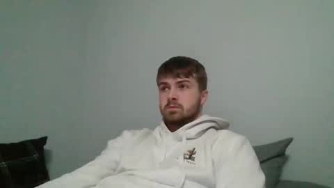 Snapshot of mylf_slayer chatting on 01.13.26 x college guy online show from 01.13.26