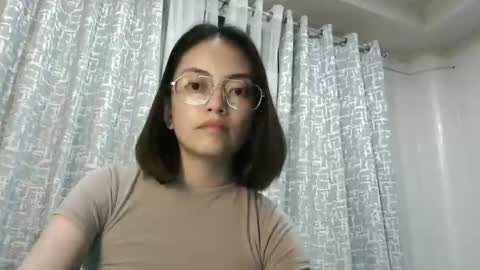 Lucie  online show from 01.06.25